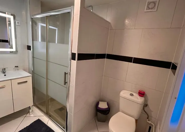 Résidence Gabriel Péri Hotel
